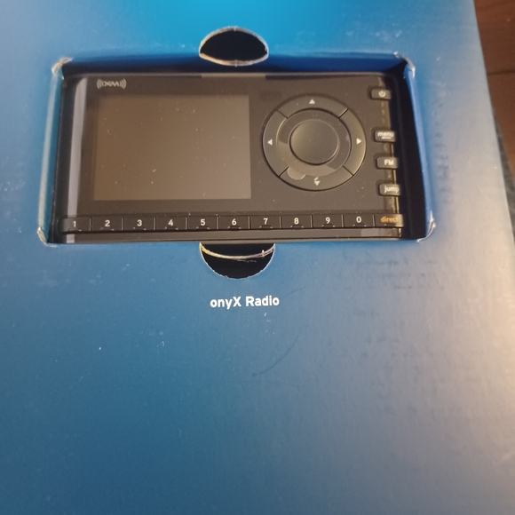 XM Onyx satellite radio - Picture 4 of 5